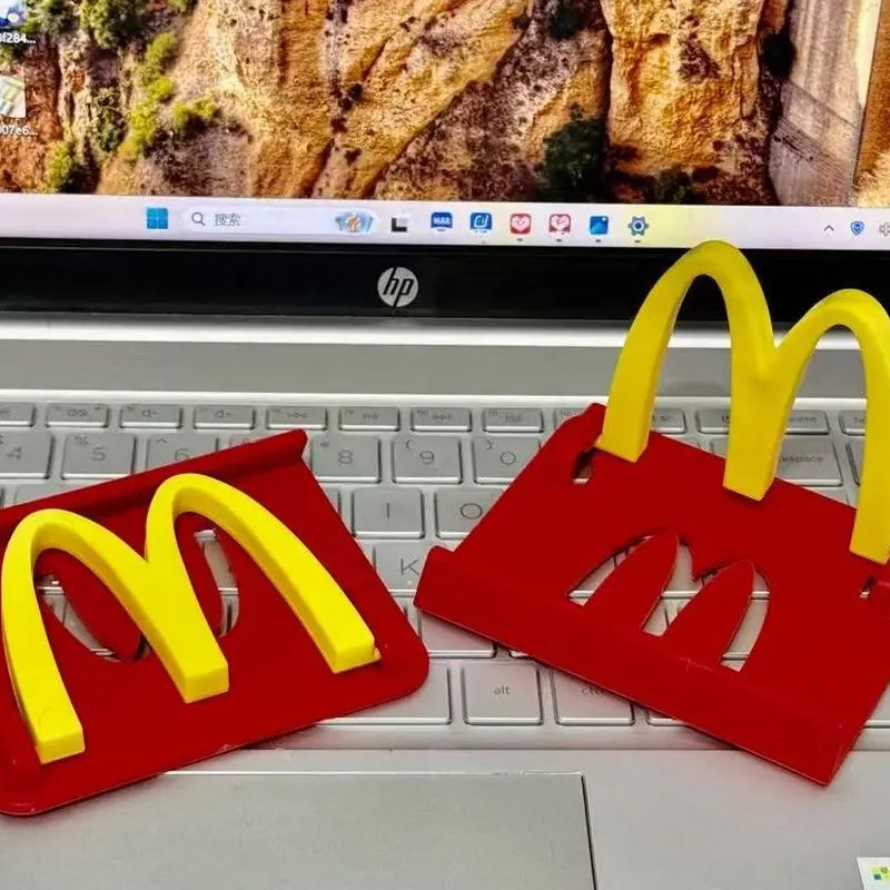 3D打印麦当劳风格桌面折叠支架创意手机支架便携小巧可调角度设计