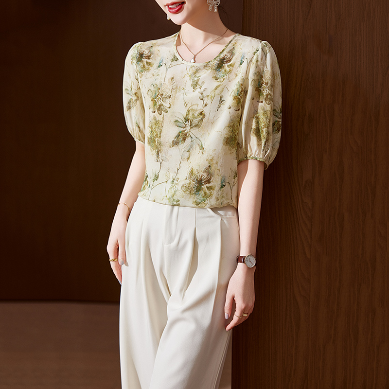 时尚别致真丝衬衫女款2025夏季新款中袖很仙的印花杭州桑蚕丝上衣