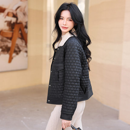 小个子加绒加厚皮衣女2025年冬季新款休闲大翻领菱形格皮棉衣外套