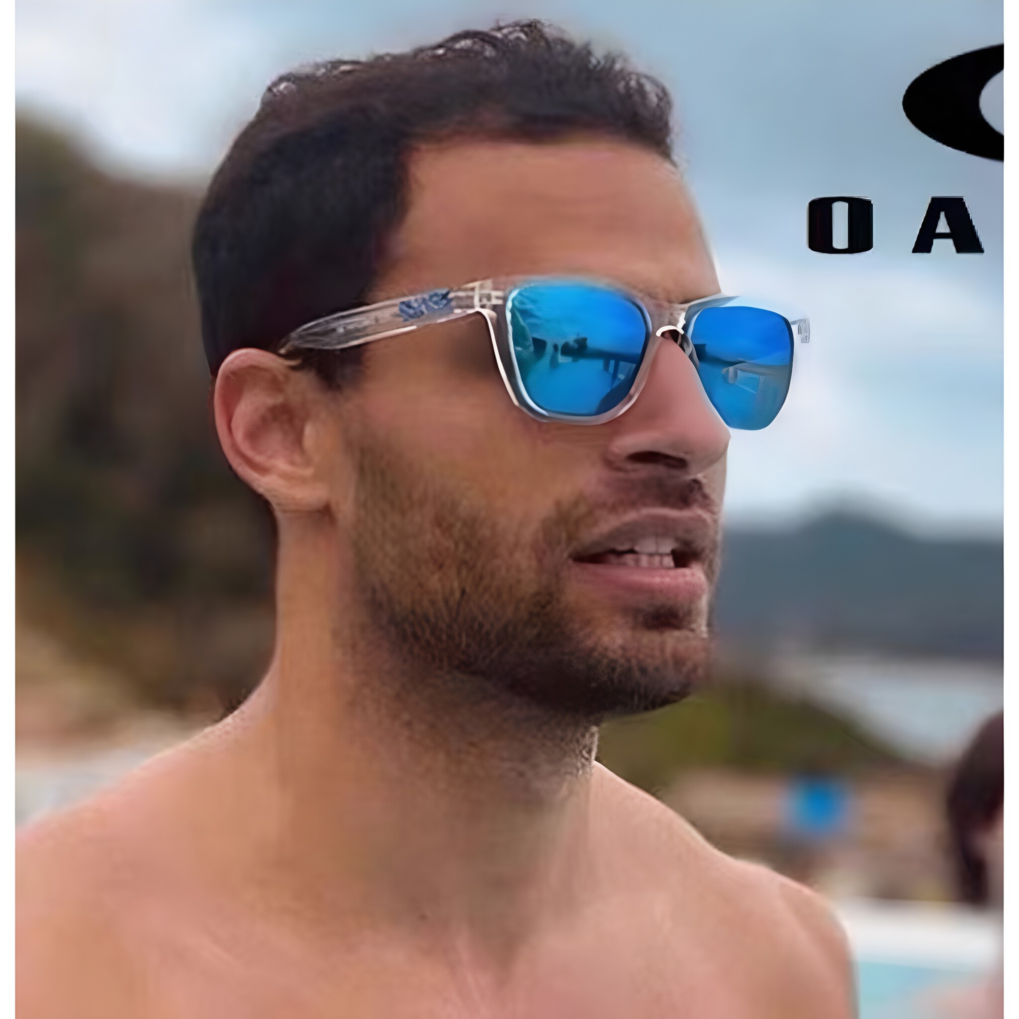 oakley欧克利休闲墨镜图片