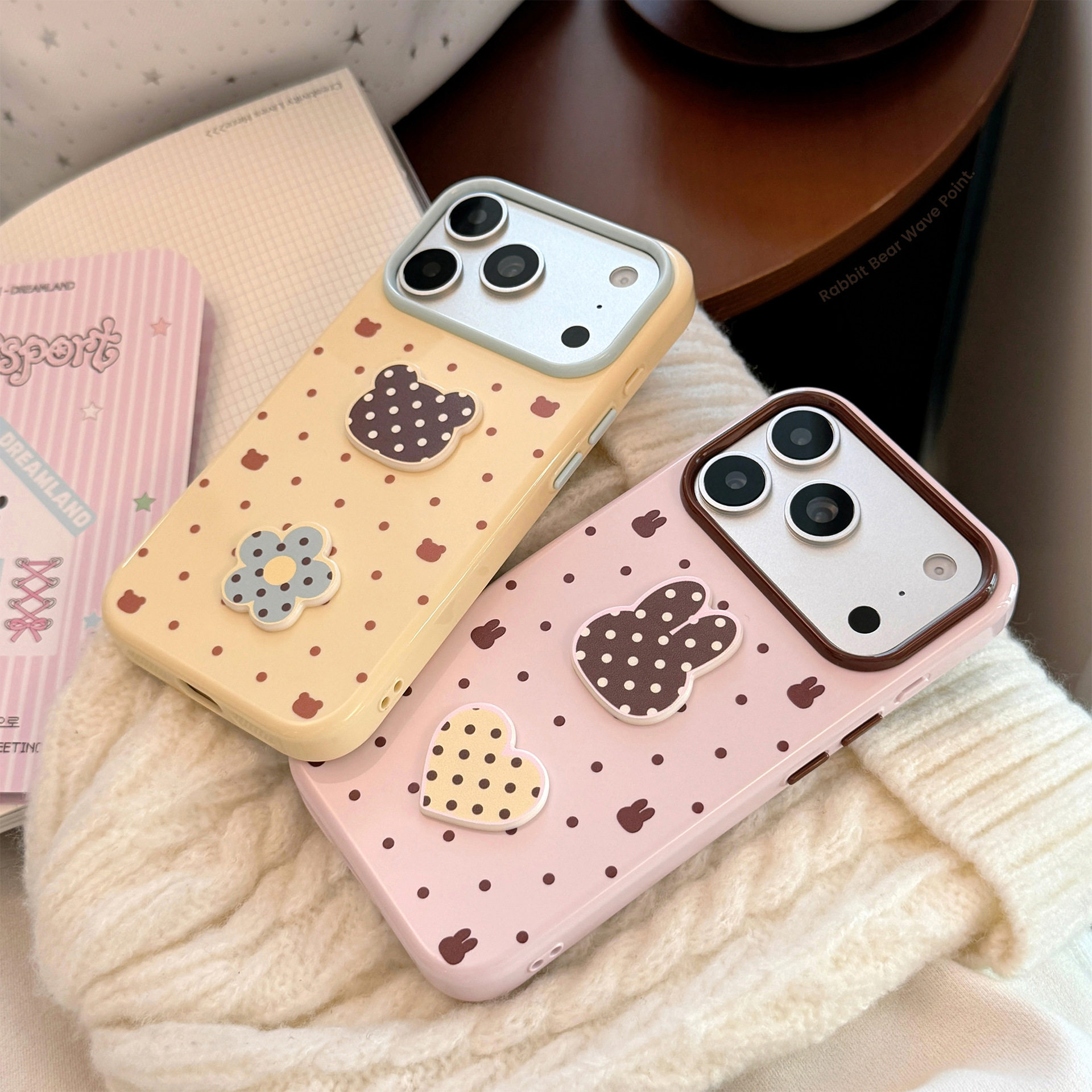 韩风ins个性简约波点小熊适用苹果18手机壳18PM新款iPhone18promax可爱女款13立体卡通17PRO爆款16pm小兔软套
