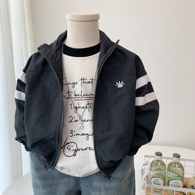 儿童宝宝外套春秋装薄款2025新款运动服上衣男童帅气休闲夹克衫潮
