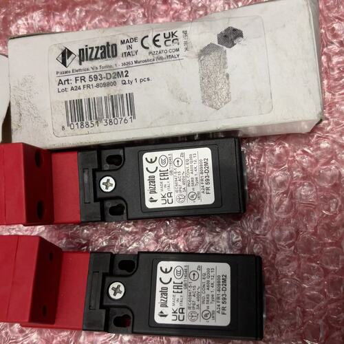 议价意大利PIZZATO安全门开关 FR 593-D2M2可维修
