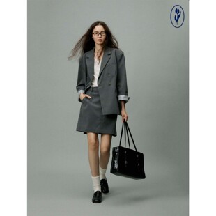 shyshy“伯德小姐”两色西装套装质感不易皱面料西装外套短裙