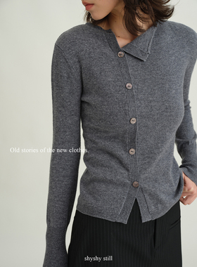 shyshy“回到2020”开店经典款斜门襟设计羊毛一字领套头修身毛衣