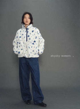 shyshy“诺丁山假日”温暖科技感花朵图案双面摇粒绒厚实套头外套