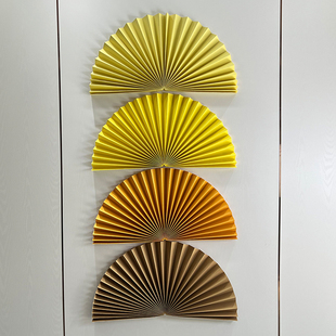 过新年元旦节折纸扇红色装饰半圆扇婚庆订婚商场展厅橱窗美陈布置