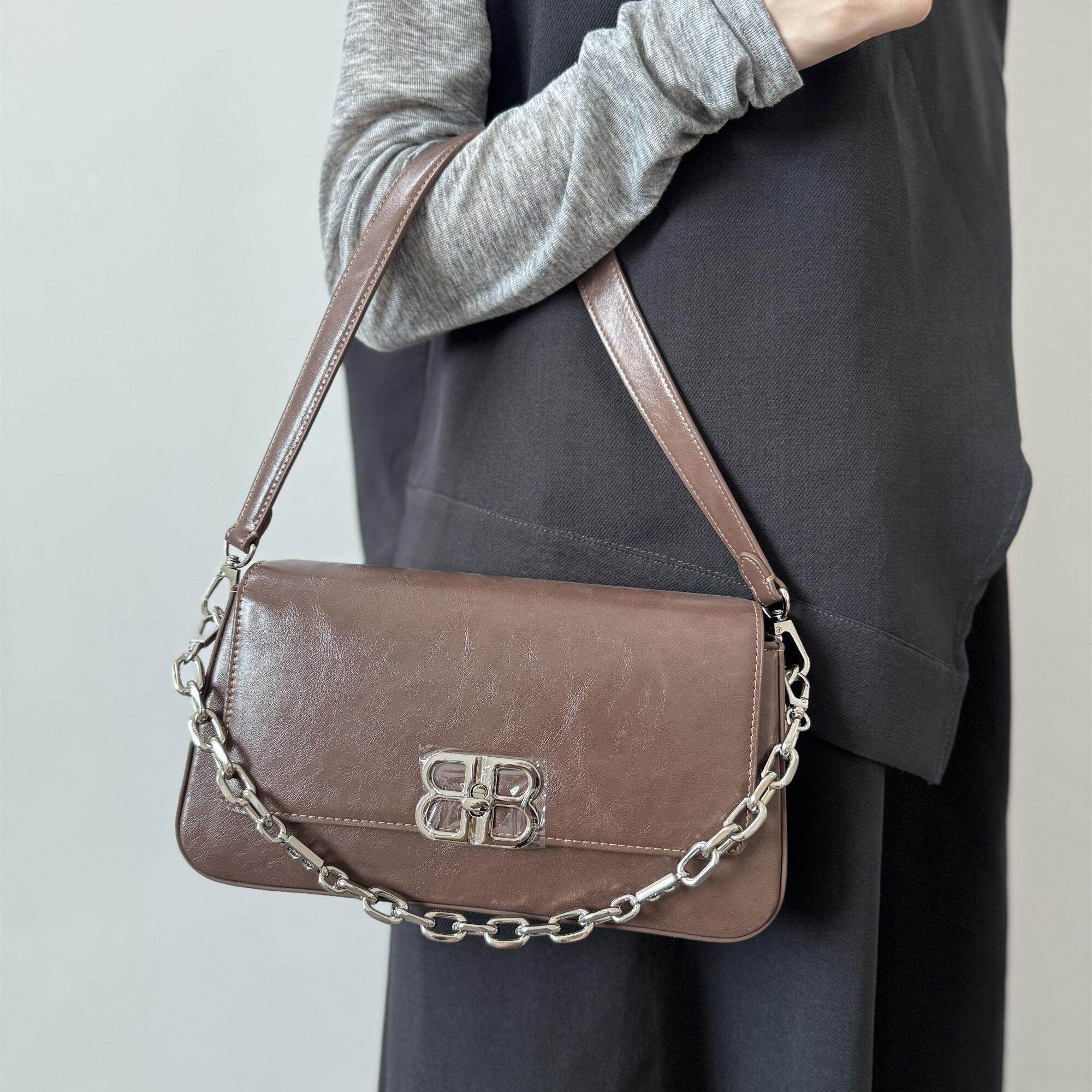 正价499~！进口牛皮通勤链条包包撤柜清仓真皮女包单肩斜跨邮差包,箱包皮具/热销女包/男包,通用款女包,淘宝优惠券,粉丝福利购,淘宝优惠卷