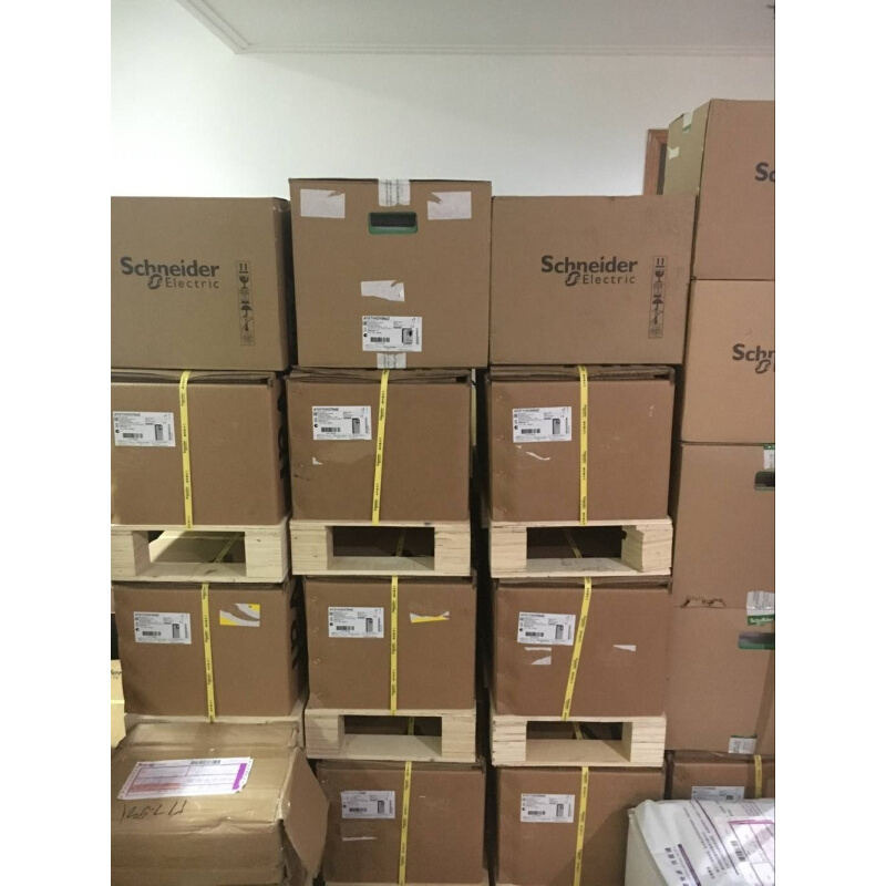 拍前询价：（议价）（议价）ATS22C59Q 全新原装，施耐德 软启动