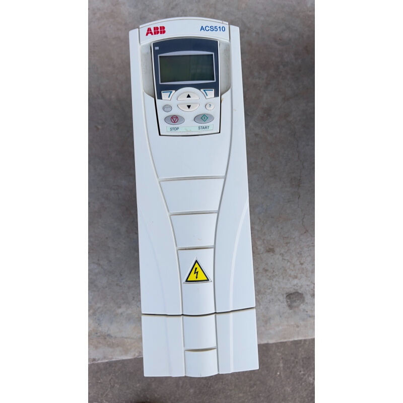 拍前询价：ACS510-01-04A1-4。ACS510-1.5KW。