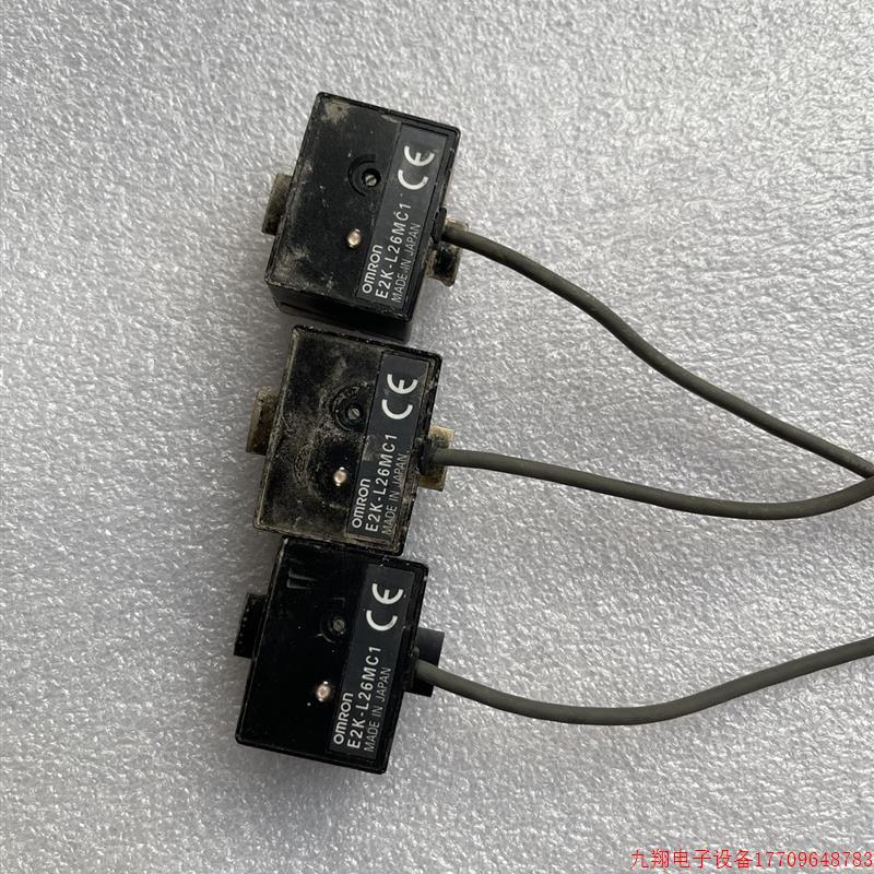 拍前询价:(议价)OMRON E2K-L26MC1 液位感测器 总共3个,成色