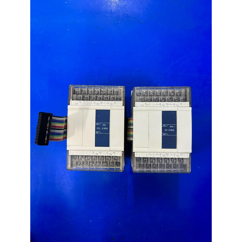 拍前询价：信捷PLC XCL-E4DA，实拍图，功能正常