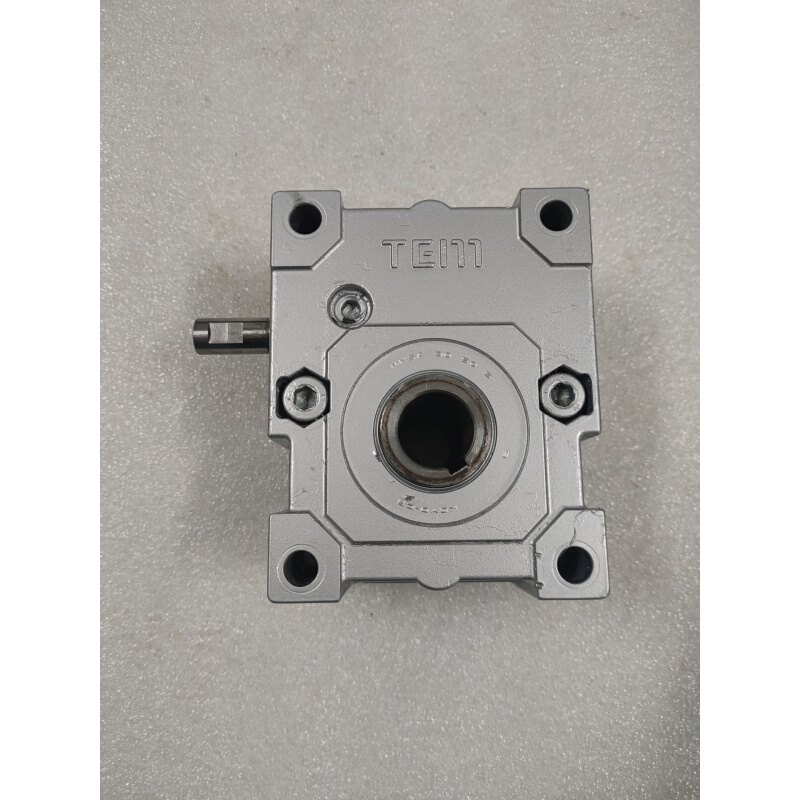拍前询价：[议价]日本椿本TEM减速机TM13E10空心输出轴孔20mm(议