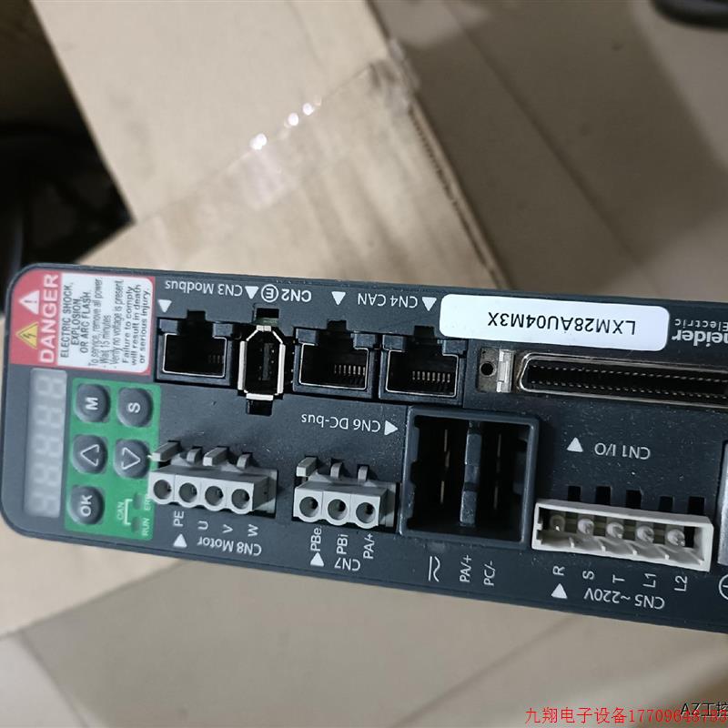 拍前询价:拆机施耐德伺服驱动器LXM28AU04M3X 400W 实物