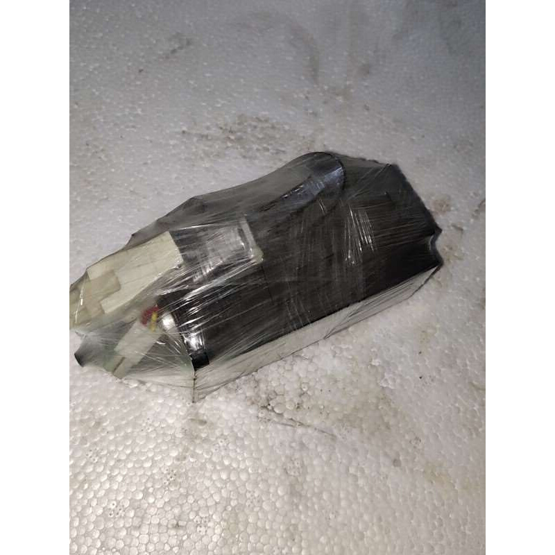 拍前询价：汇川伺服电机200W成色好ISMH1-20B30CB-U1询价