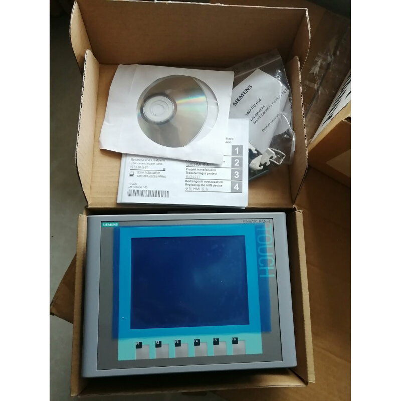 拍前询价：（议价）触摸屏6AV6647-0AD11-3AX0 5.7英寸