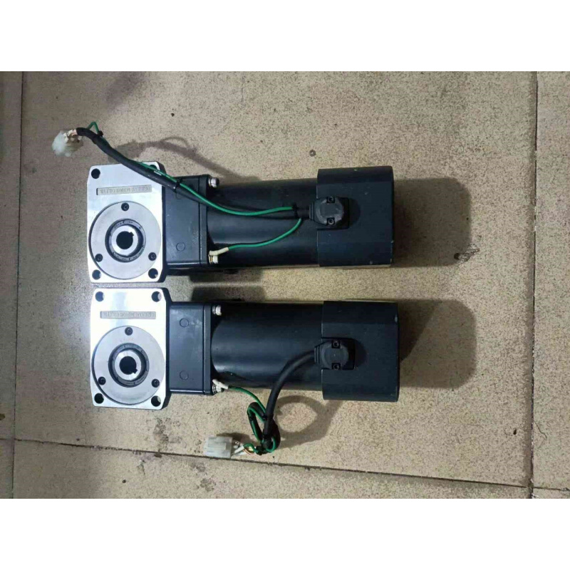 拍前询价：东方90W220V电机BM590-512带减速机5GU100询价议价