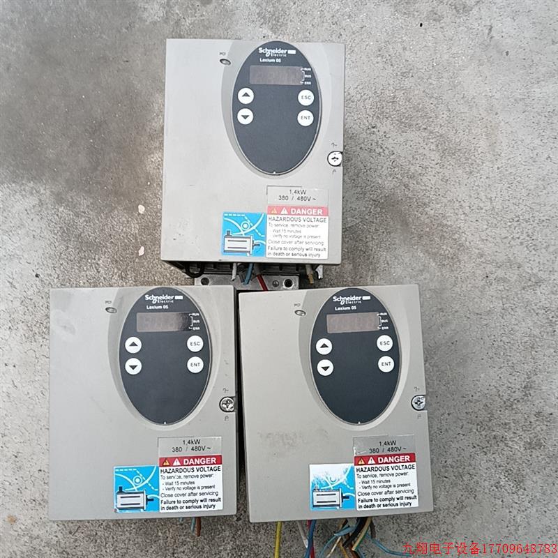 拍前询价:(议价)LXM05伺服驱动器LXM05AD14N4 1.4KW