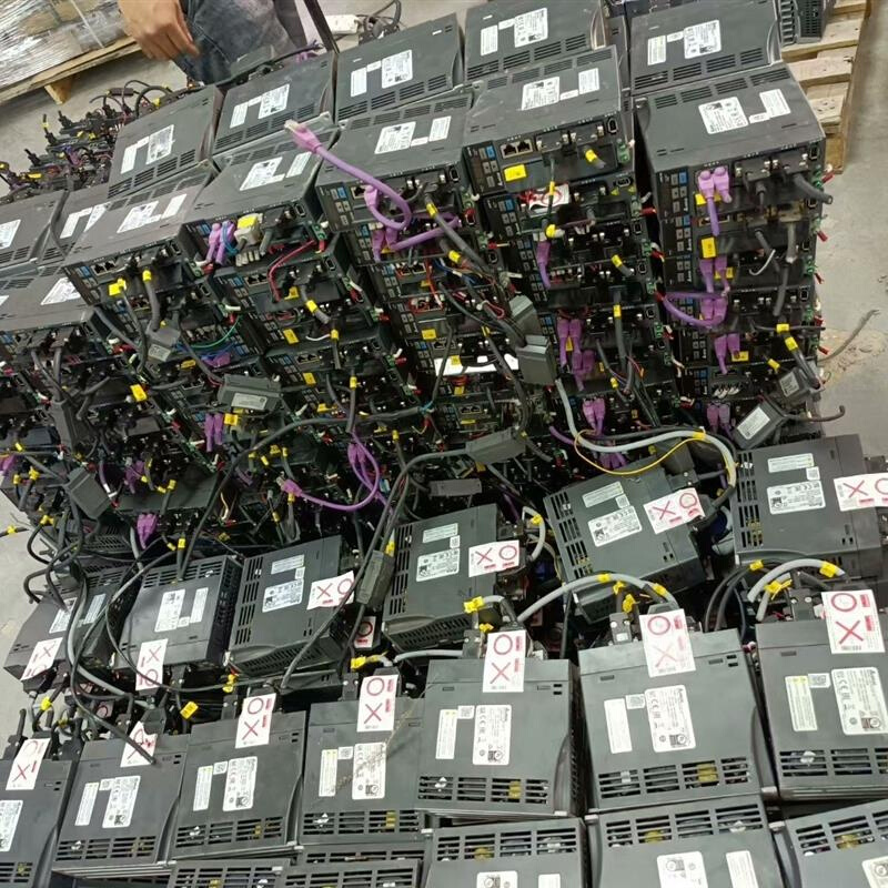 拍前询价：台达总线伺服马达ASD-B2-0421-F ECMC-CW0议价议价