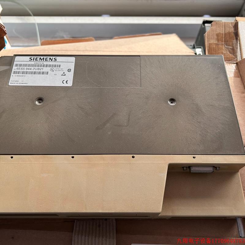拍前询价:6ES5 944-7UB21   仅开封