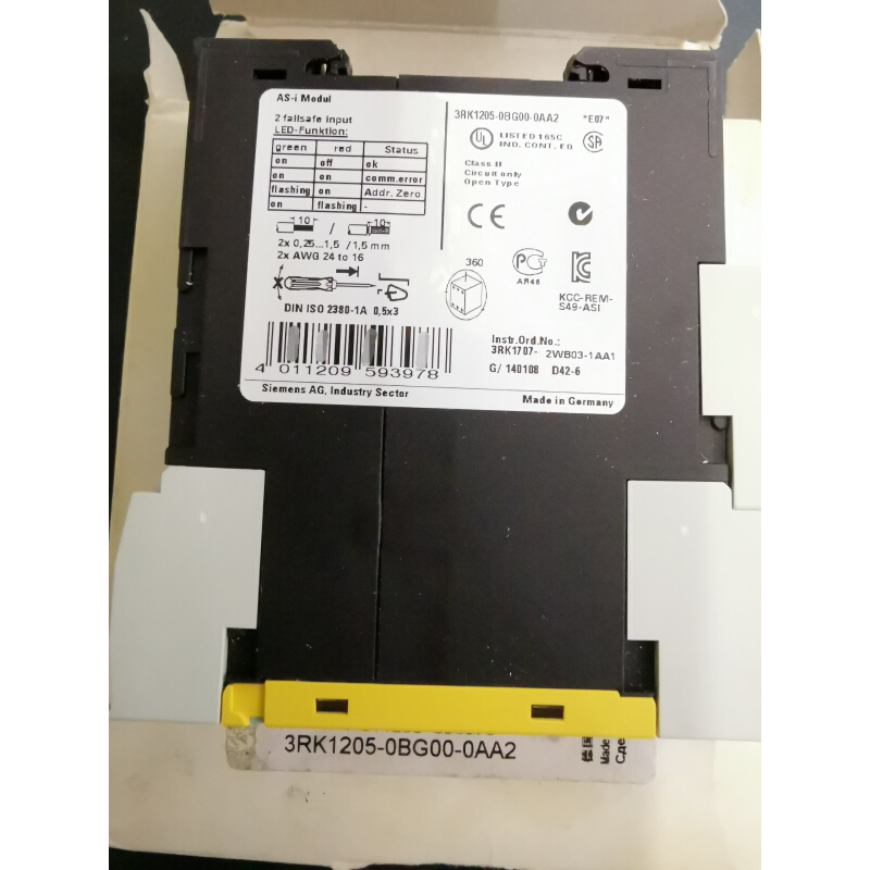 拍前询价：SIEMENS安全继电器开关3RK1205-0BG00全新原装拍前请询