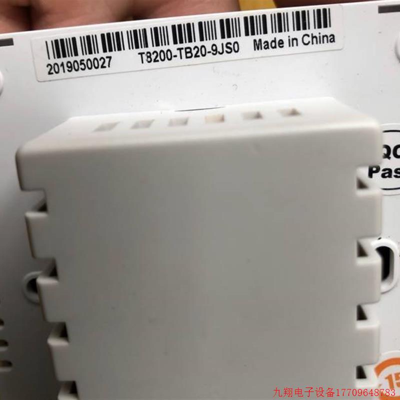 拍前询价:触摸屏液晶T8200-TB20-9JR0带外接温度传感器 非实价议