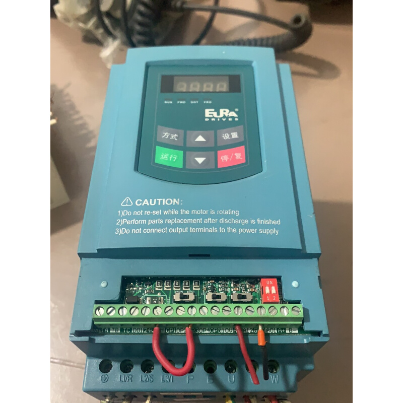 拍前询价：(议价)欧瑞变频器，2.2KW拆机包好，实物。E1000-0022S