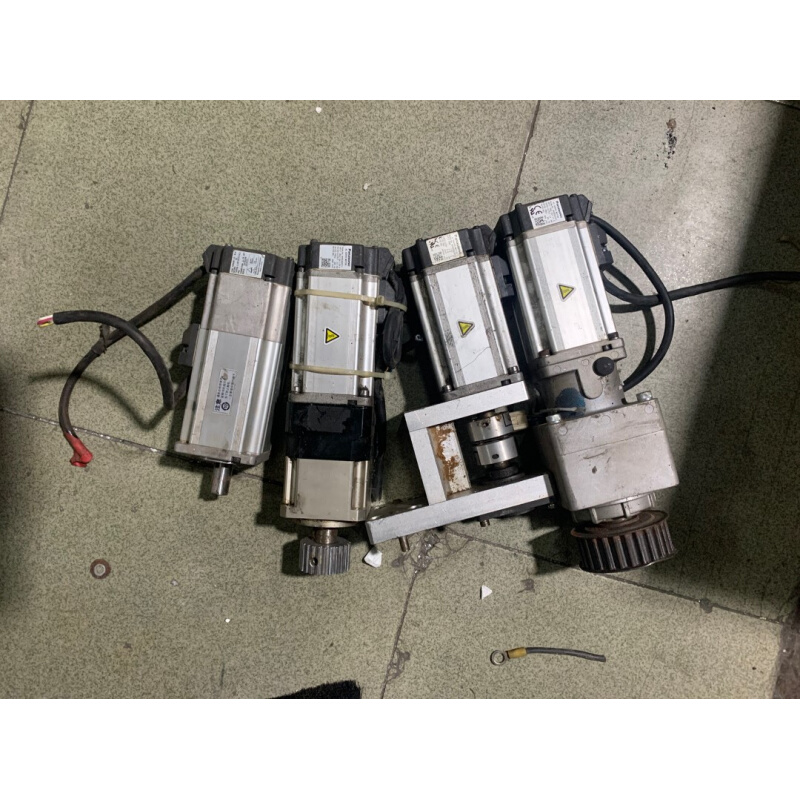 拍前询价：[议价]电机（MHMD042G1U）拆机，成色如图，一起4个