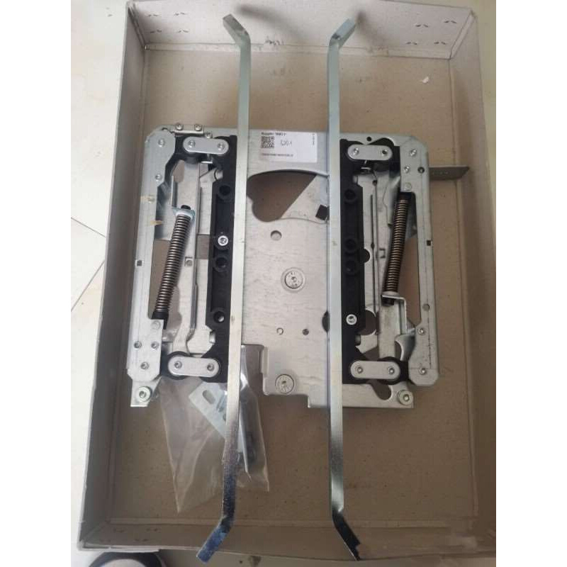 拍前询价：通力电梯KONE进口R2门刀KM602673G15奥询价