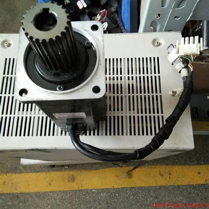 拍前询价:YASKAWA/安川 伺服电机 SGMAH-08AAA41