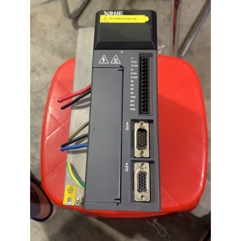 拍前询价：(议价)拆机信捷1.5kw驱动DS2-21P5-AS2。实物