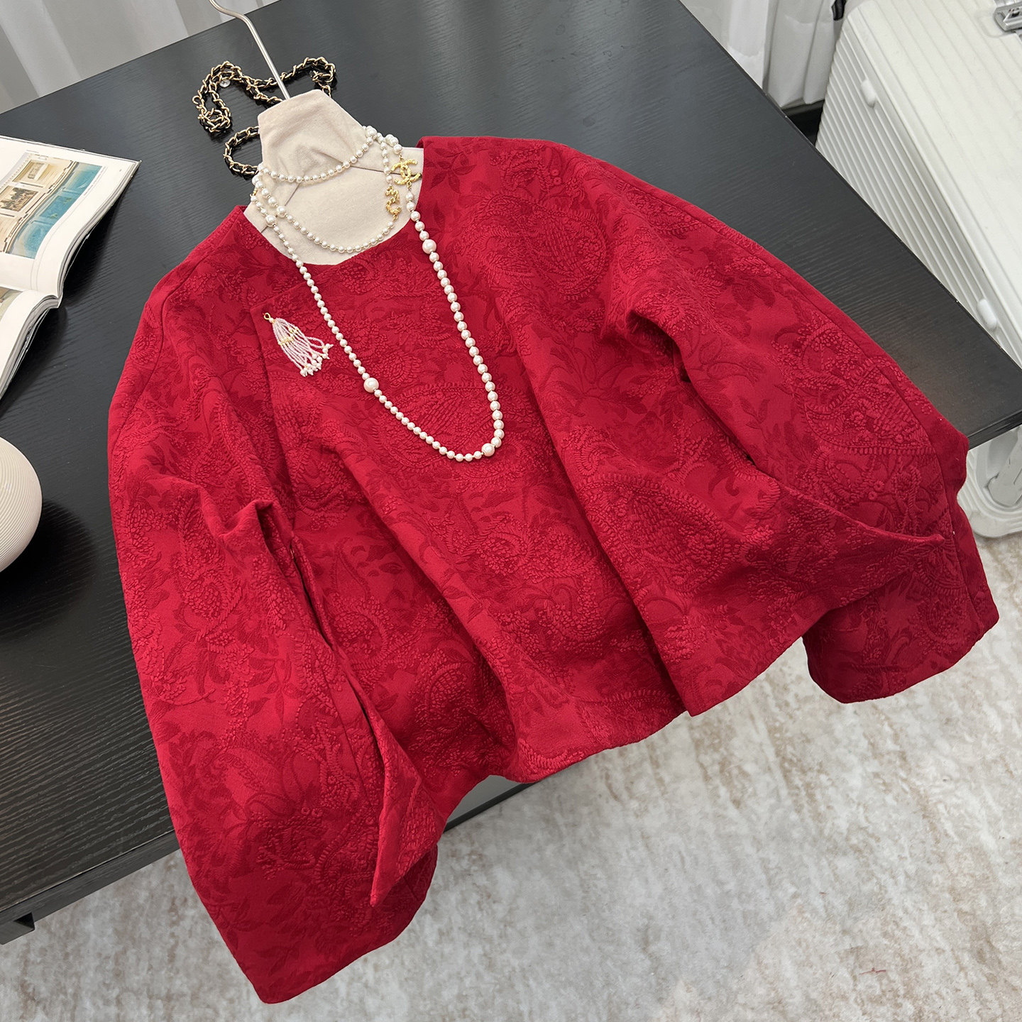 新中式国风提花刺绣短外套女装2026春季宽松复古圆领红色百搭上衣,女装/女士精品,短外套,淘宝优惠券,粉丝福利购,淘宝优惠卷