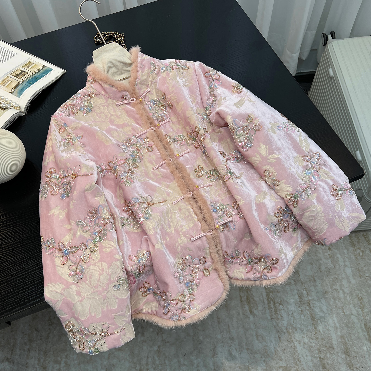 新中式重工刺绣棉服女2025冬季