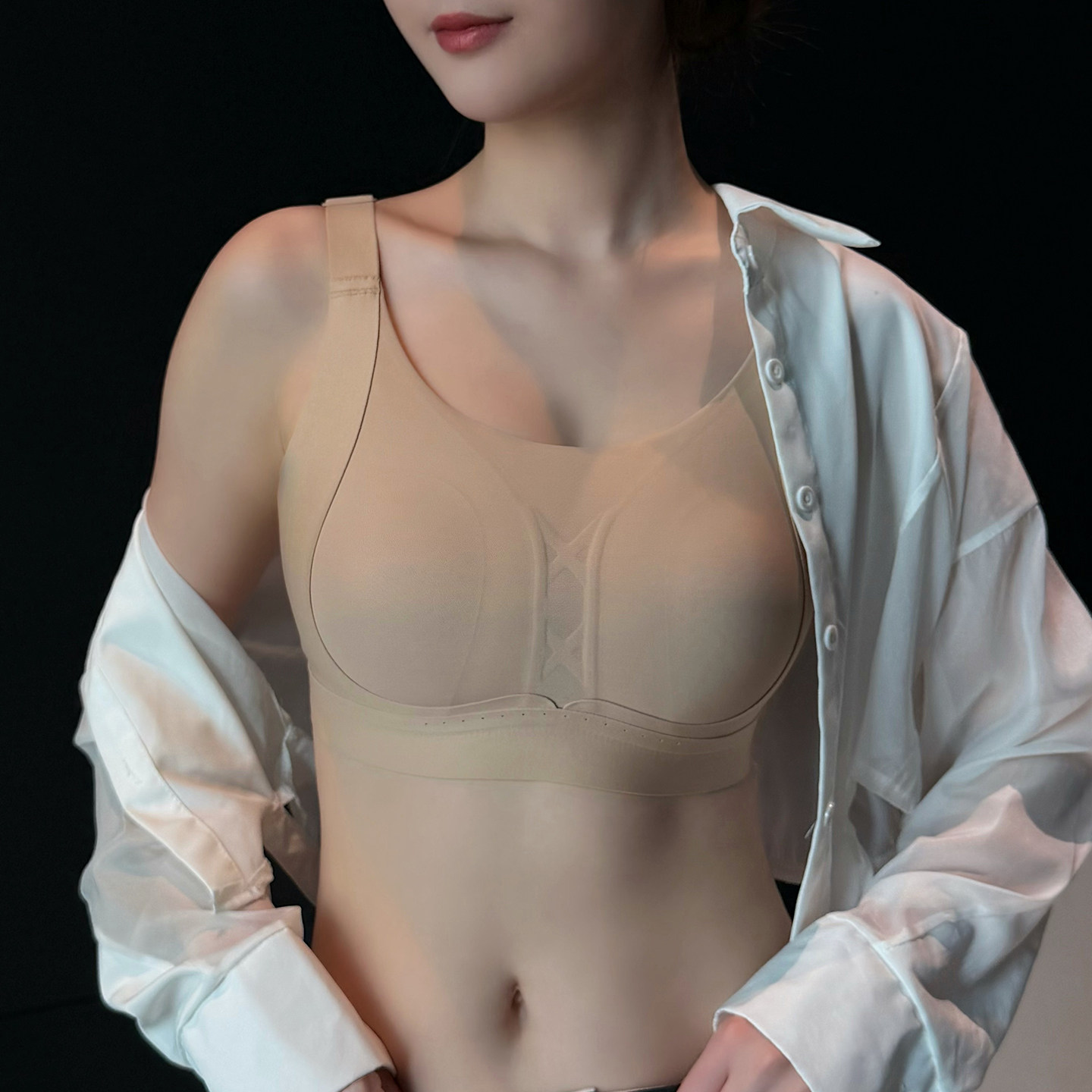 大胸显小无钢圈薄款无痕提拉内衣