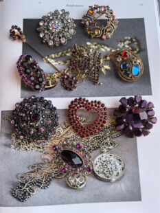 Vintage复古首饰monet莱茵石中古胸针（买一送一）