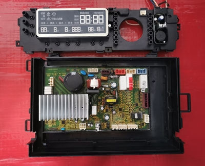 海尔滚筒洗衣机XQGH80-HBF1