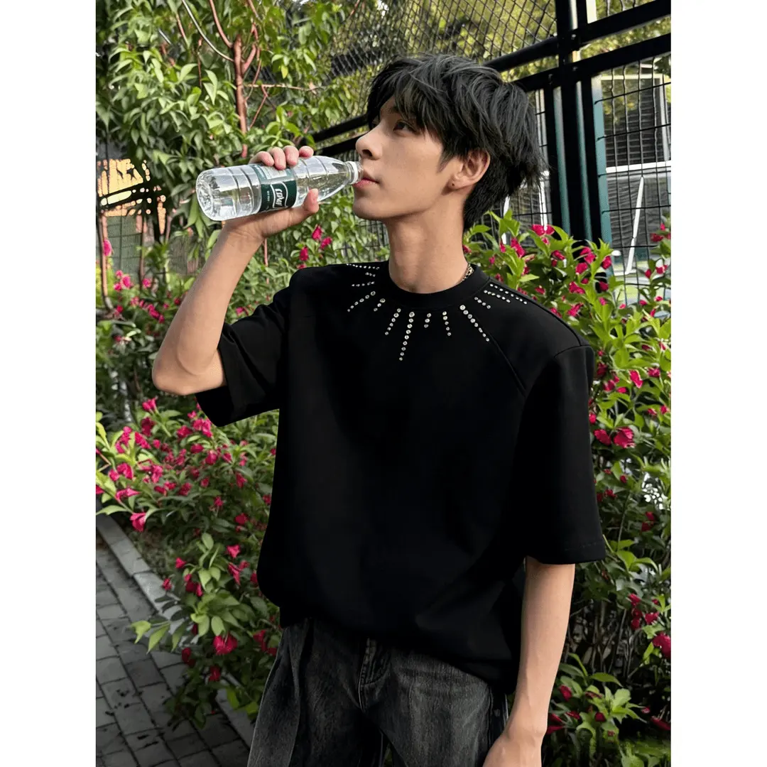 黑色垫肩宽松短袖T恤cleanfit