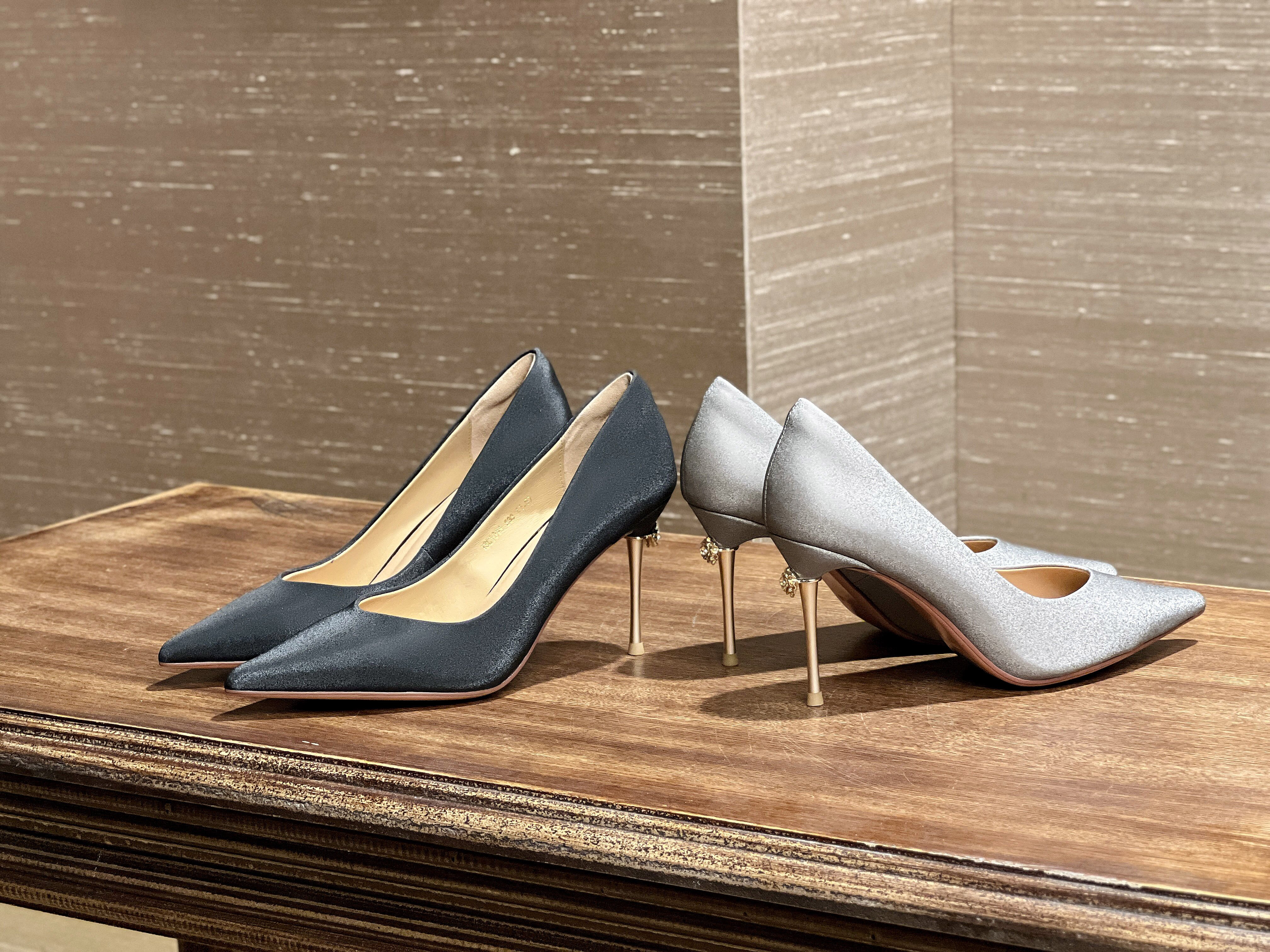 JISEAS单鞋名媛玫瑰花装饰鞋跟