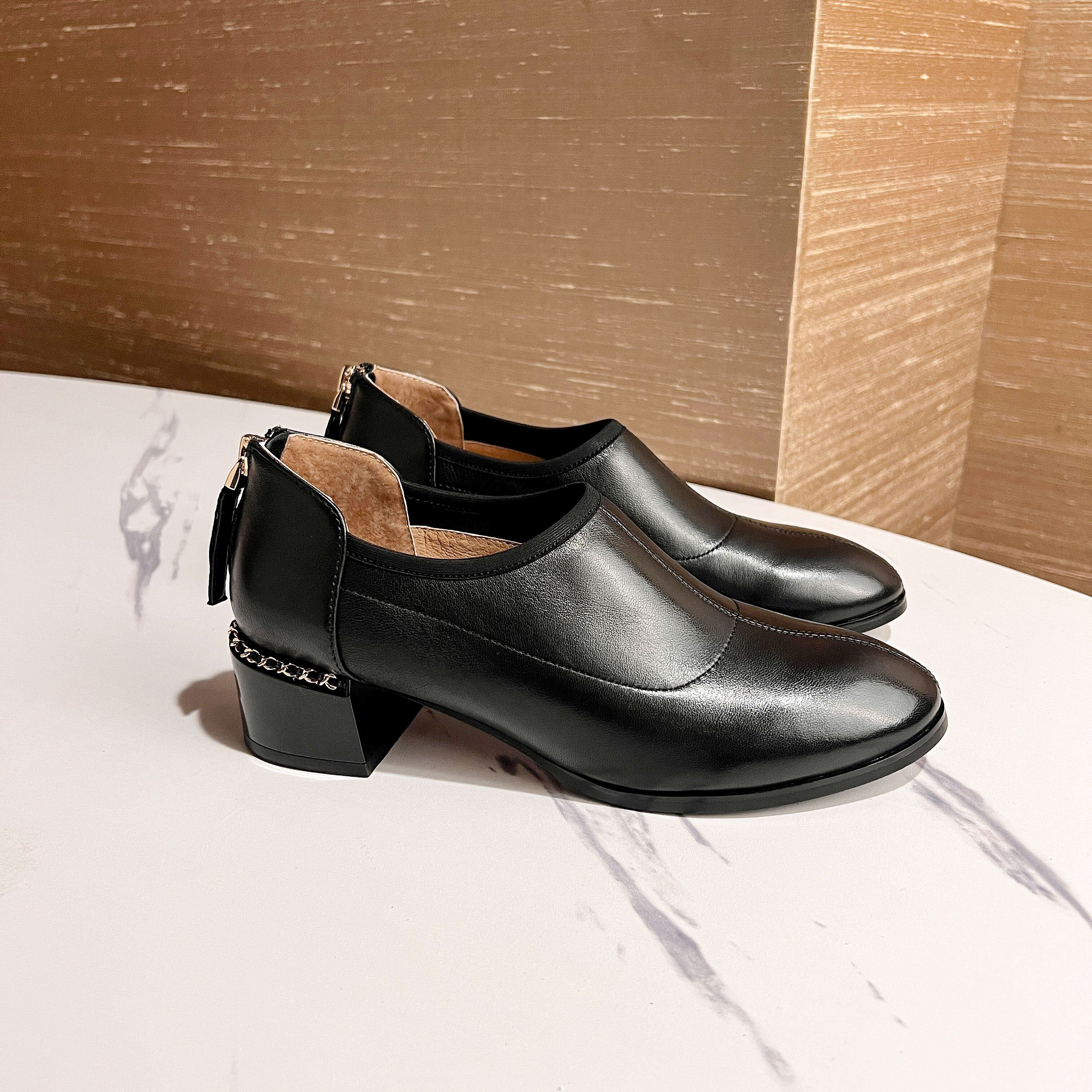 JISEAS鞋跟链条设计女鞋舒适