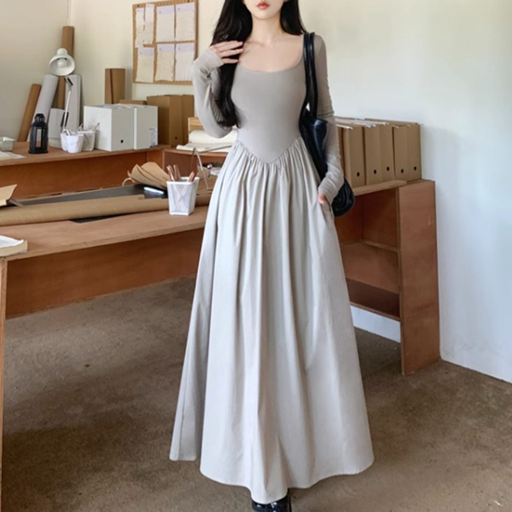 法式赫本风长袖方领打底连衣裙女秋季2025新款高级感气质内搭长裙