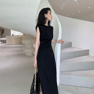 2026年新款夏天收腰名媛风黑色大码小众连衣裙设计感无袖连衣裙女