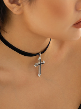 欧美跨境饰品简约花盘镶钻十字架