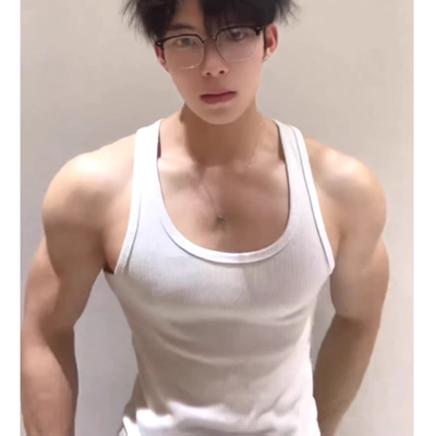 性张力u型大领口背心紧身高弹力