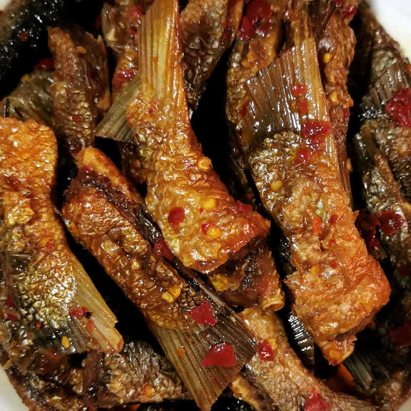 鱼尾巴湖南特产香辣鱼尾熟食即食鱼块小吃休闲零食一份一斤