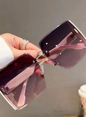 百搭新款防紫外线墨镜女高级感ins大脸显瘦开车偏光太阳镜街拍潮