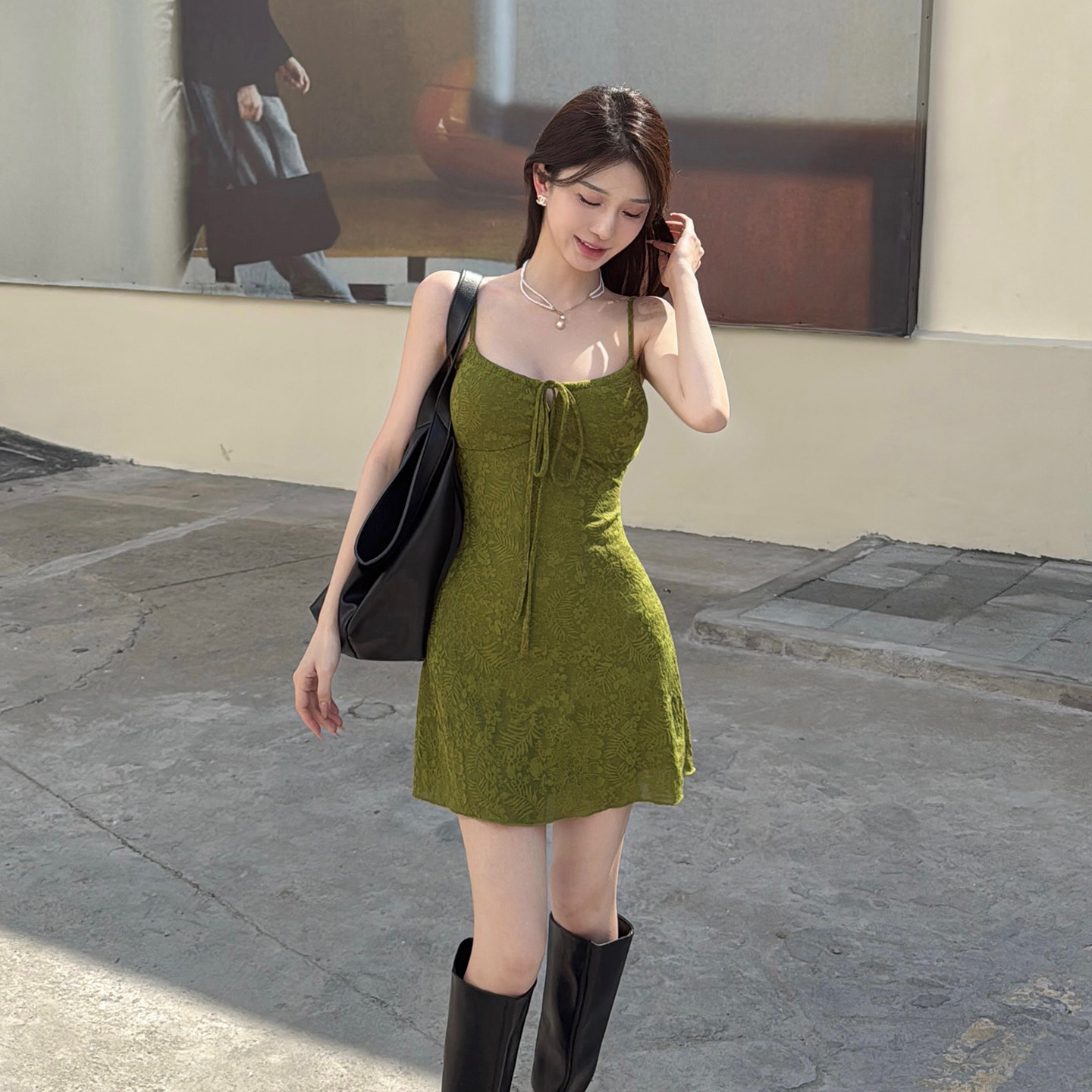 GirlsAt18 复古性感辣妹吊带小短裙夏季绑带设计感收腰绿色连衣裙