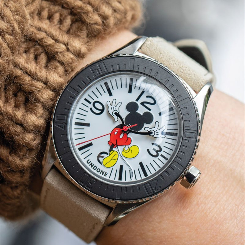 Undone机械联名迪士尼米奇手表