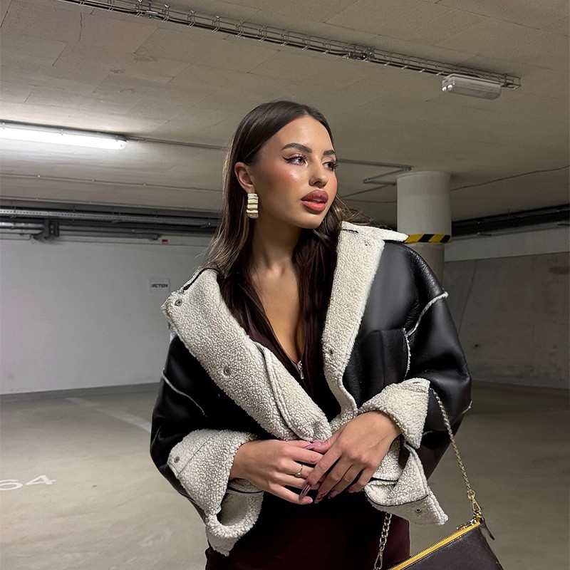 休闲皮革翻领机车外套