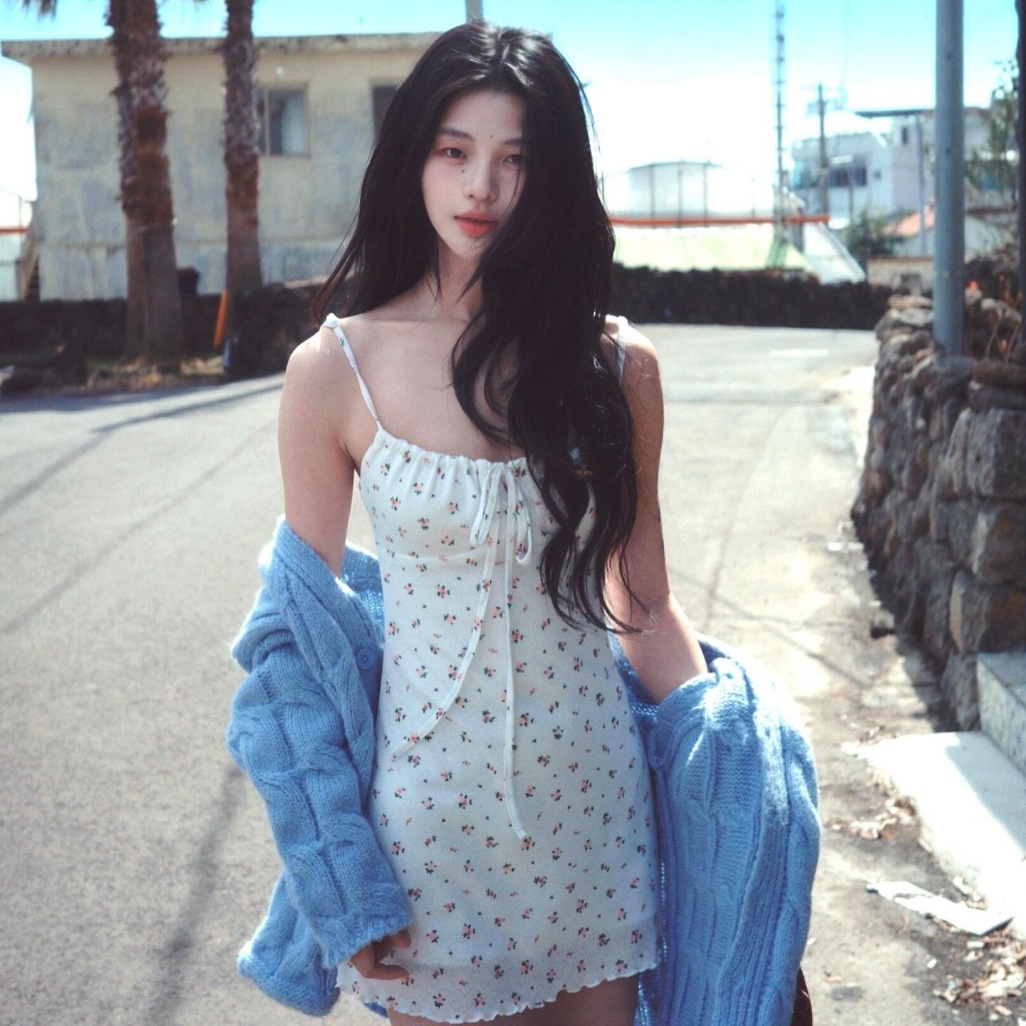 春季白色吊带碎花连衣裙子女20连衣裙