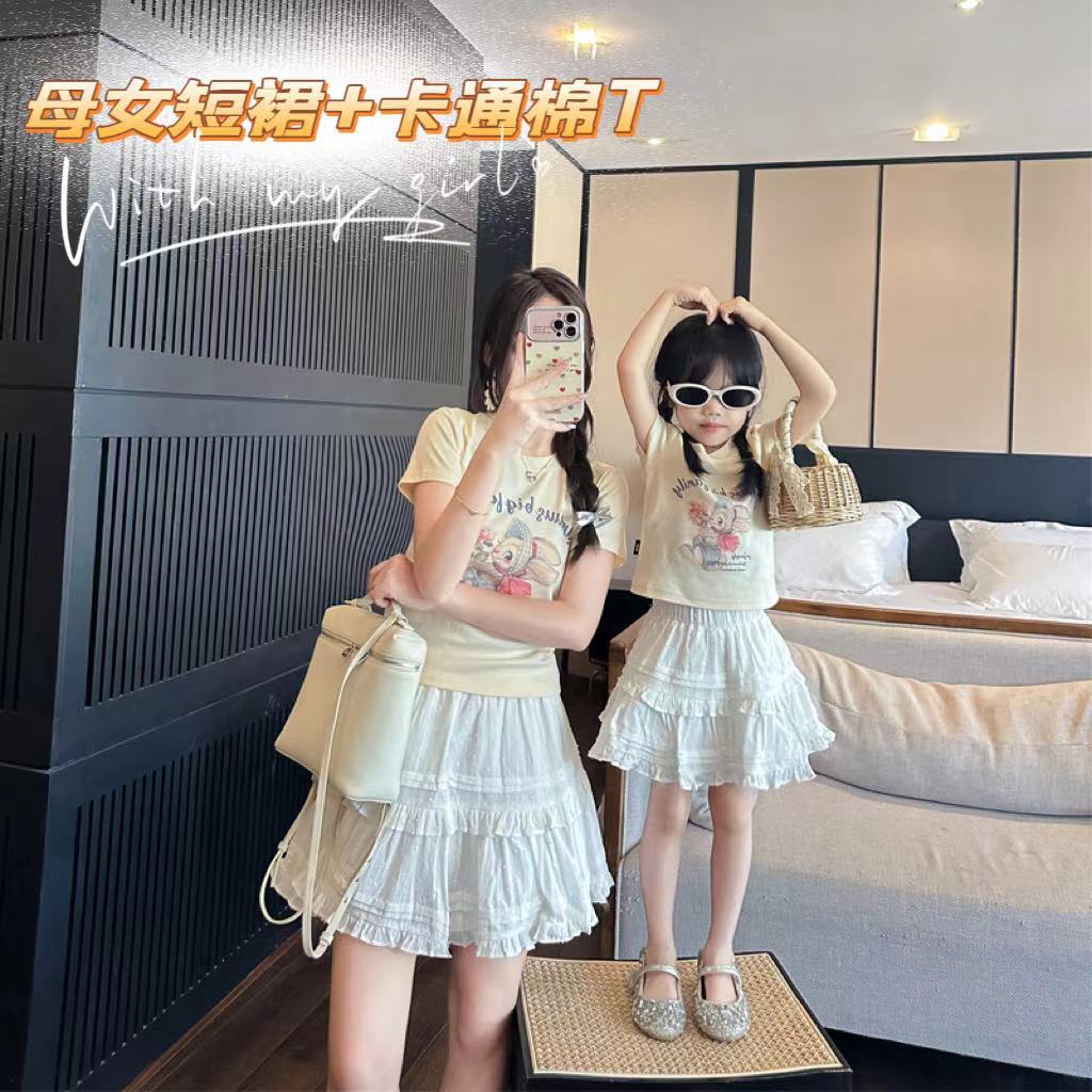亲子装2025夏季新款一家三口小兔印花母女装百搭短袖T恤上衣女童